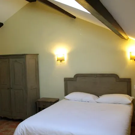 Chateau Le Vergel Authenac 3*