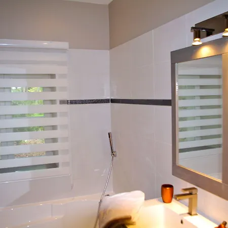 Chateau Le Vergel Authenac Maison d'hôtes Ginestas