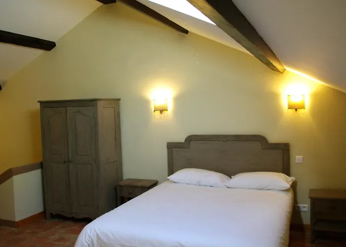 Chateau Le Vergel Authenac 4*